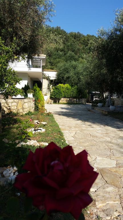 La Sirenetta Residence Sívota Esterno foto